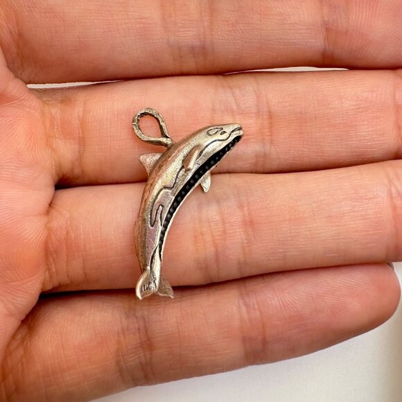 VTG Sterling Silver 925 Three Dimensional Dolphin Pendant Size 26mm Length - Picture 8 of 11